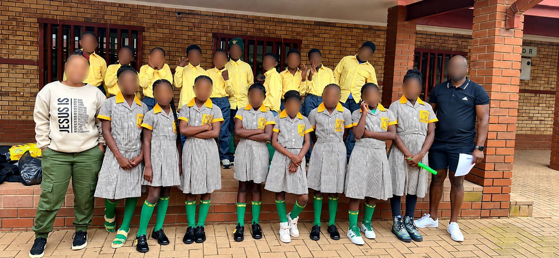 Peu'entle school community initiative
